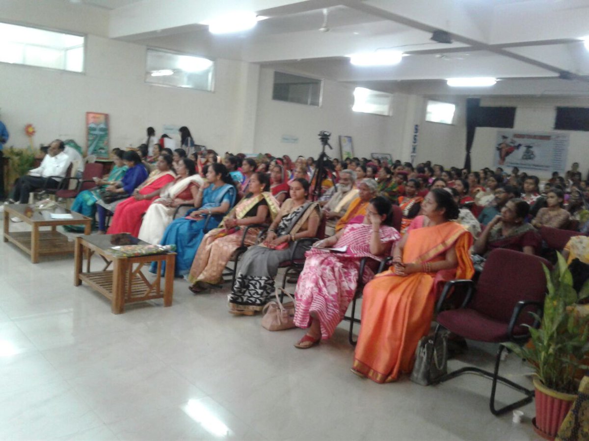 NariSamman's tweet photo. Celebrating #IWD2017 
In pictures: Mrs. Chadrakanta Mandale, Mayor, Charoda MNC, Durg, CG expressing her views during the symposium. https://t.co/z1F5CY12JK