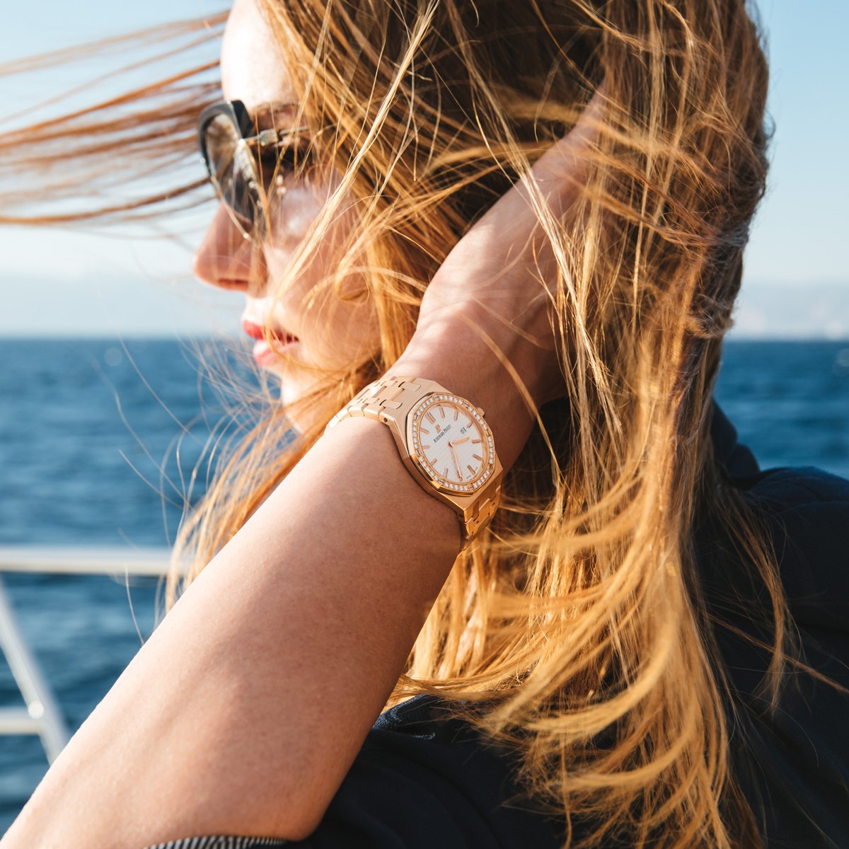 TimeCenterJo's tweet photo. For her heart of purest gold #AudemarsPiguet #ItsTimeForHer https://t.co/Zd9VfMqNLb