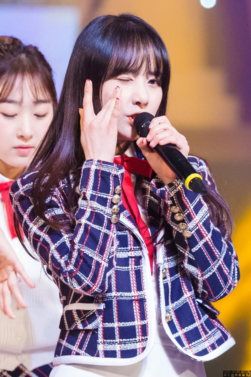 Barcode_pics's tweet photo. 170228 #우주소녀 #여름 #성소 #설아 #다영 #루다
https://t.co/m7ePzen5HL https://t.co/reU8YDv7JL