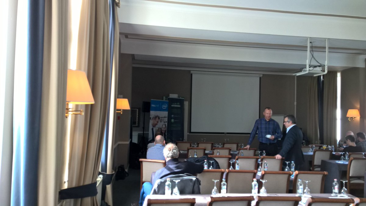 MattiasAtDell's tweet photo. Getting Ready #DellEMC  Expert Club on AI, Machine Learning and blockchain https://t.co/iHsmdzabV6