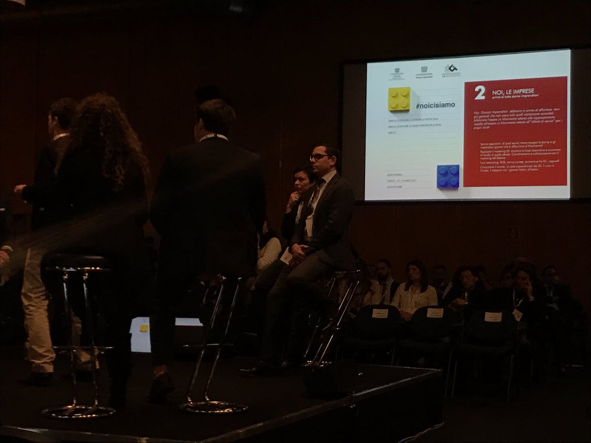 GI_FVG's tweet photo. @dariodivico: i #servizi oggi sono spesso più importanti della #manifattura per i #consumatori. #noicisiamo #cambiamento #innovazione https://t.co/MvYYXSqmgA