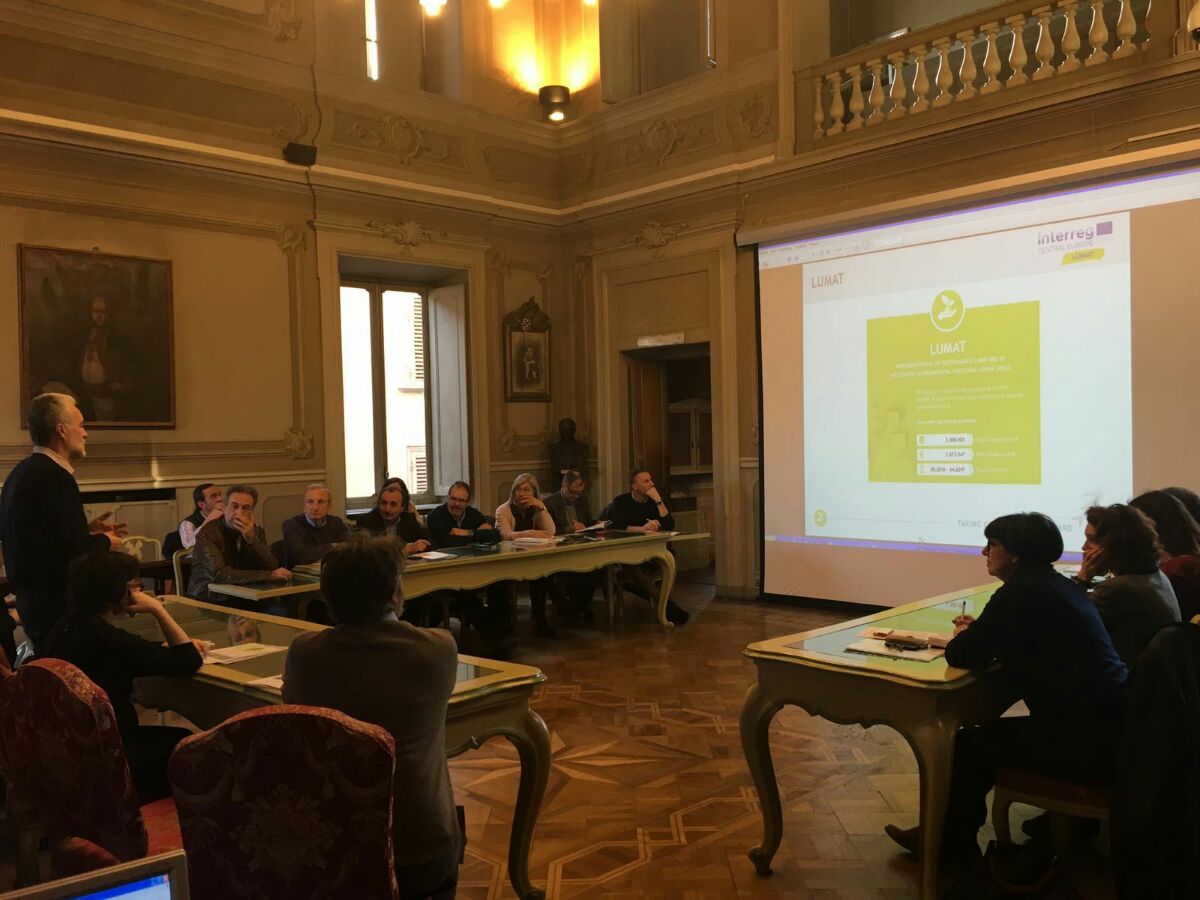 Lumat_project's tweet photo. Great interest from administrators of Chieri-Carmagnola Area for @InterregCE @Lumat_project and the  tool InViTo - https://t.co/b6EwGts55I https://t.co/dySk3kFzks