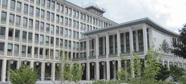 Le communiqueé <a href="/GroupeUV/">Groupe UV #ConsVdA</a>, <a href="/PDSinistraVDA/">GruppoPDSinistraVDA</a> et #EPAV sur la convocation d'aujourd'hui du <a href="/consigliovda/">Consiglio VdA</a>. unionvaldotaine.org/nouvelles.asp?… @ustampavda