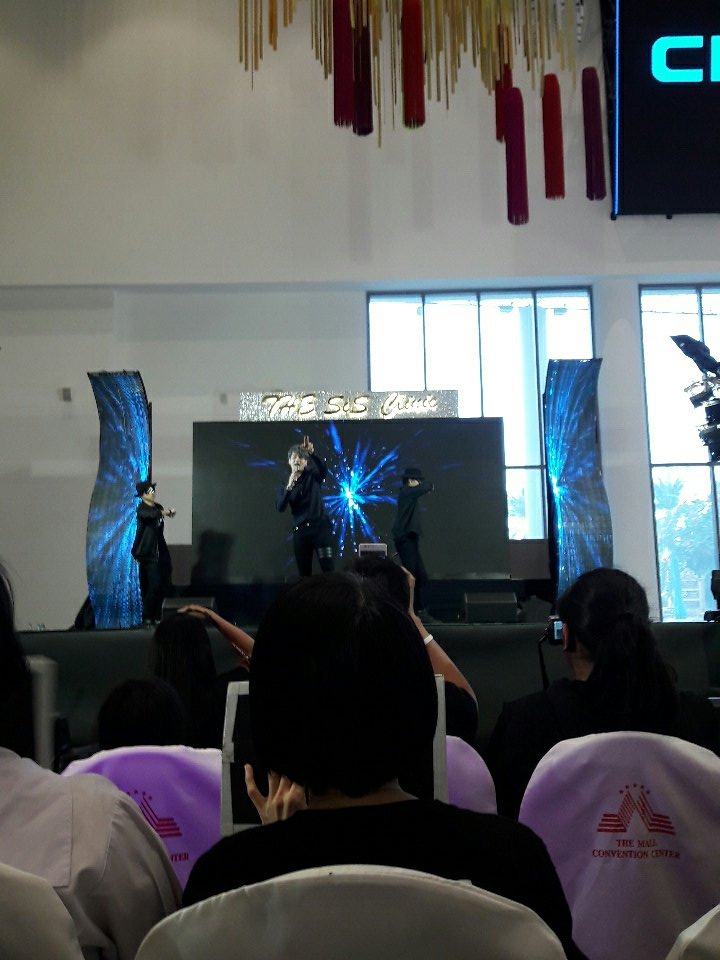 หาความชัด 555555 <a href="/Hunz_isariya/">อิสแฟนคลับ</a> <a href="/Hunz_IPH/">Hunz IPH</a>