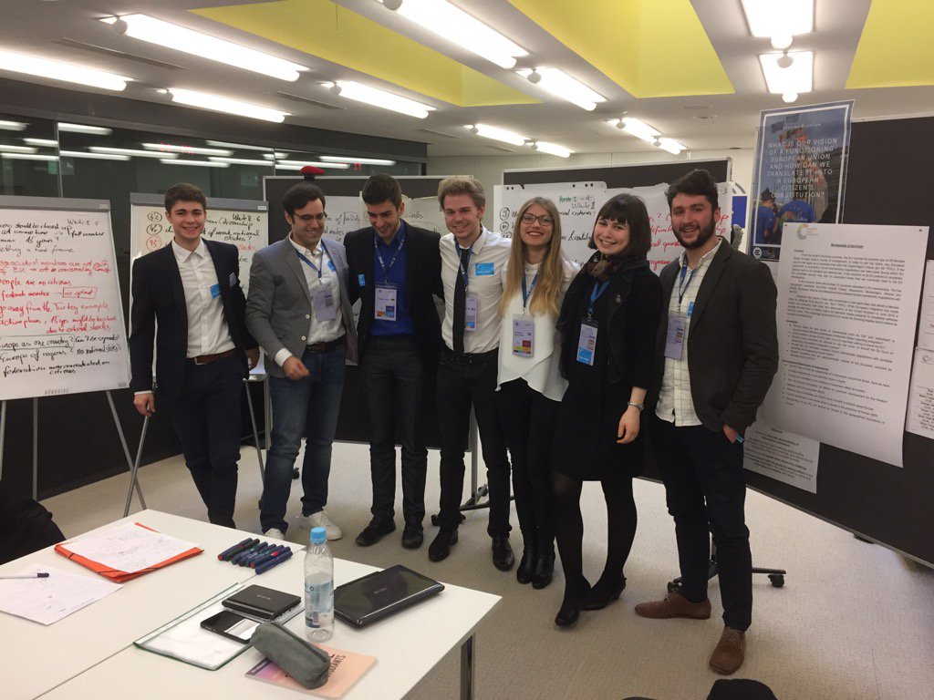 peterworth1's tweet photo. One of the groups - just finished talking about "Membership of the Union" @EYC2017 #FixEU https://t.co/3tsEzDEUIS