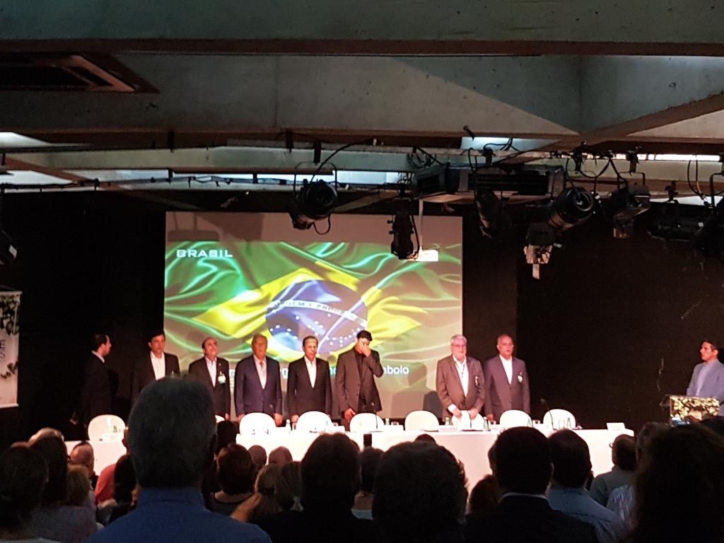 AMEJARDINS's tweet photo. Começou agora o primeiro encontro entre o prefeito João Doria e associações de moradores da cidade de São Paulo. Acompanhe por aqui! https://t.co/qrnm7U3dur