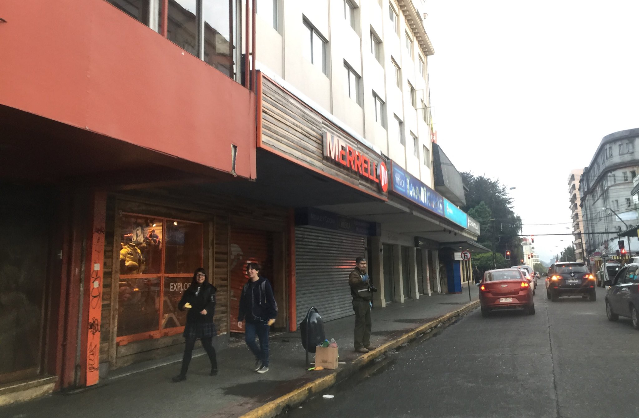 Merrell valdivia deals