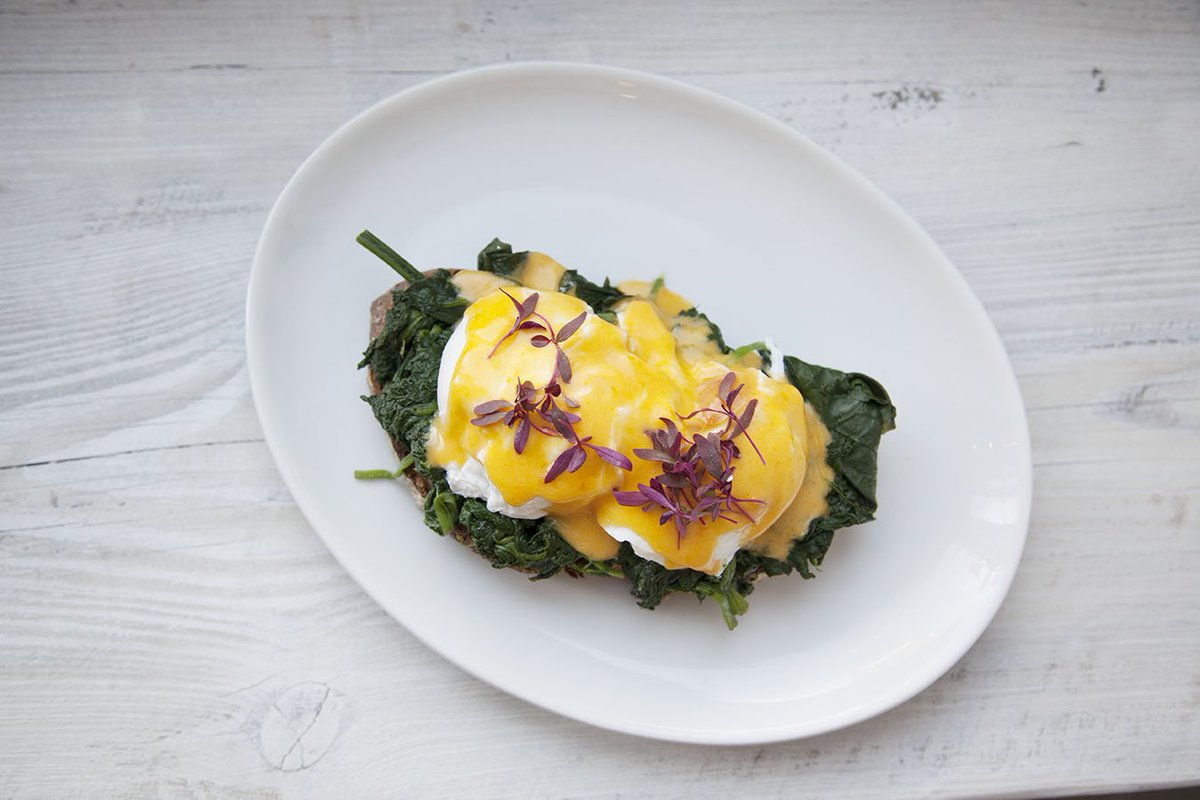 Eggs Florentine @BachHoX a great vegetarian brekky or brunch! <a href="/ClarenceCourt/">Clarence Court</a> bookings hellohoxton@wearethebach.com