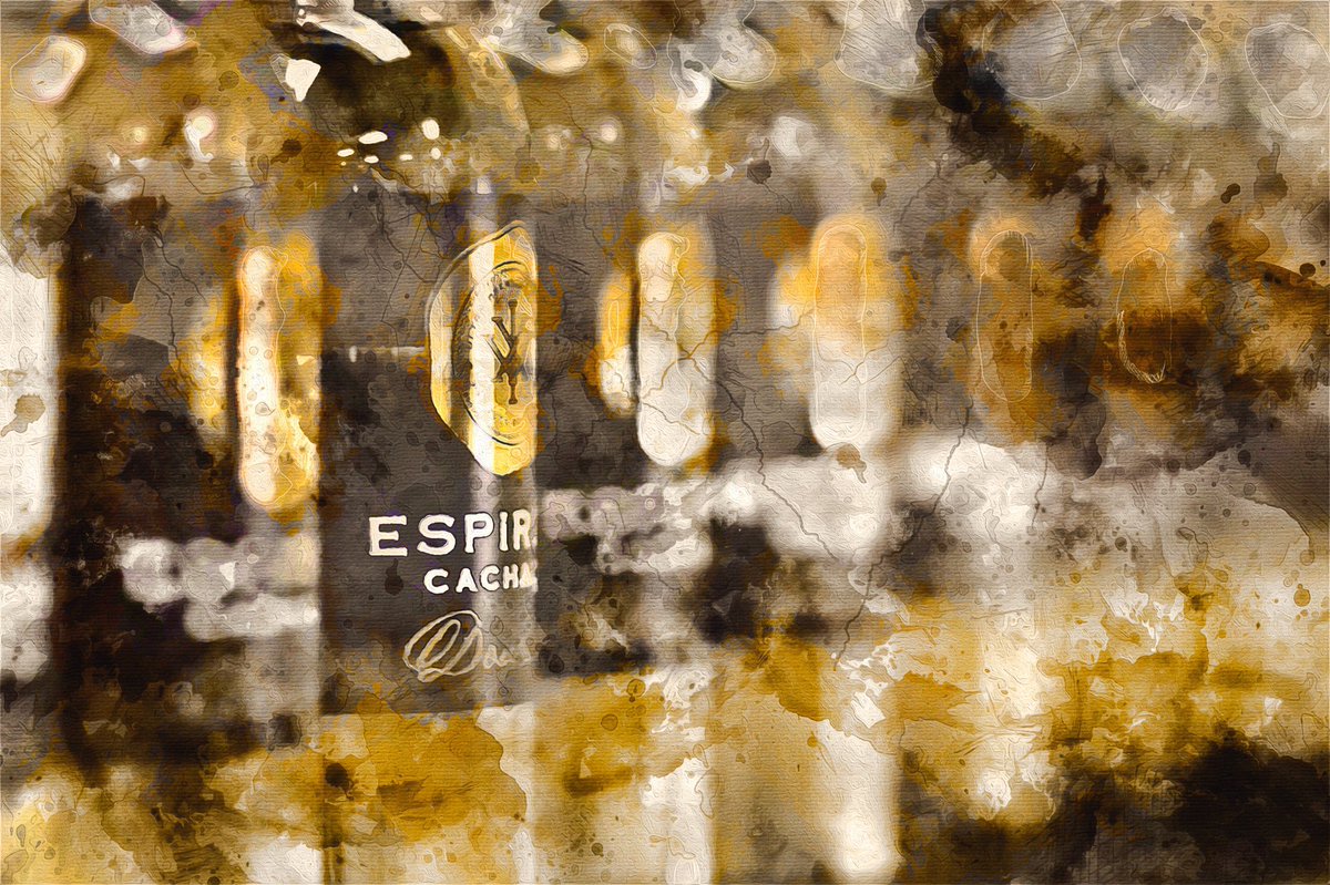 Aged for 2 years in #Brazilian Balsamo wood, Espirito XVI Dourado reflects the many wonderful #flavor profiles that #cachaça has to share.