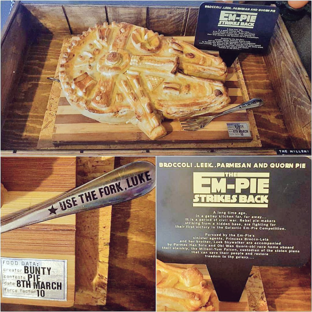 chewy177's tweet photo. @HamillHimself @hamill_food @ItsMarkHamill @HamillFriends Now this would go down well this lunch time #usetheforkluke yummy pie 🍽 https://t.co/6AjUVPH1MH