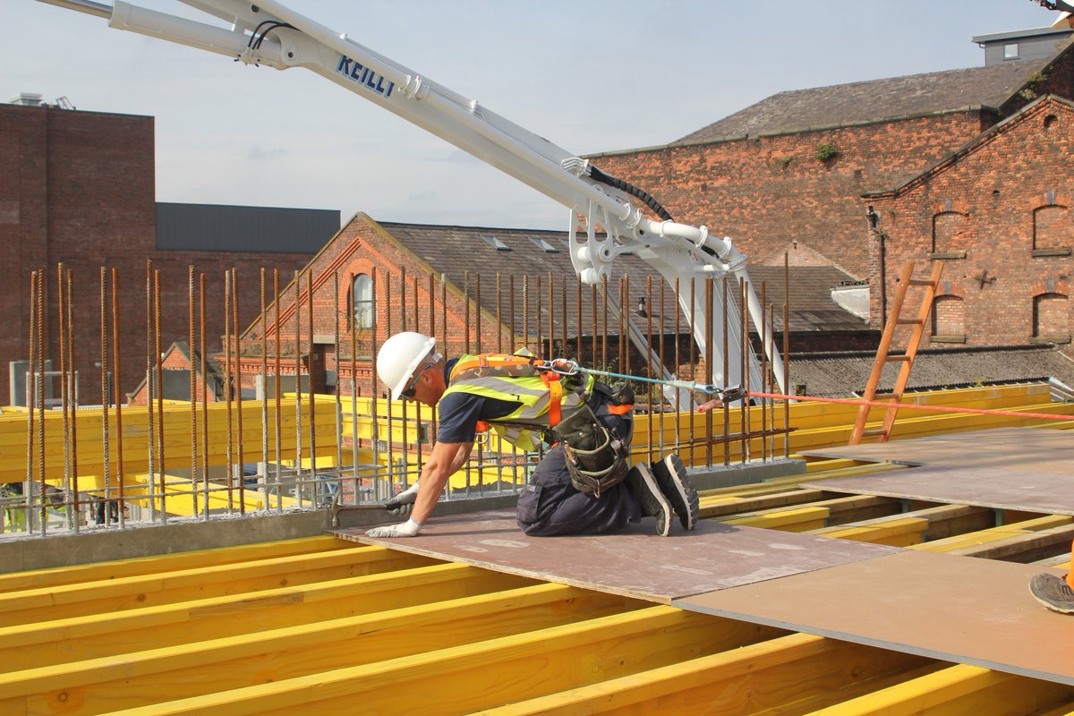 ScissorsafeLtd's tweet photo. Great shot of our #FallRestraint System being utilised on formwork https://t.co/7hO6Frk8Qi #construction #SafetyFirst https://t.co/gLyjehXf8t