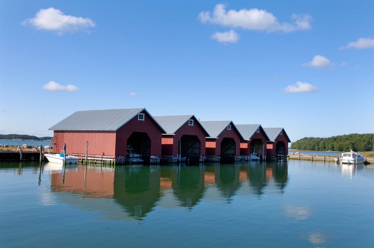 DiscoverFinland's tweet photo. Did you know there are 4 major archipelagos in Finnish waters? With UNESCO World Heritage sites and national parks: https://t.co/tO6Aqk2k2Y https://t.co/WoxtgRwaqN