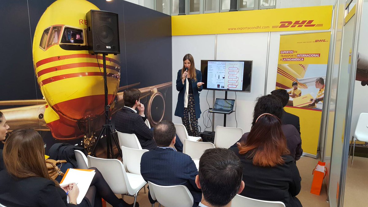 ImpulsoExterior's tweet photo. ¿Sabes cómo posicionar tu web de #exportación? @dori_lopez consultora de Innova @cons_innova os ayuda en el stand de #DHL en #IMEXMadrid https://t.co/U0bJZVTyVj