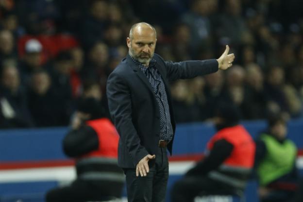 lequipe's tweet photo. «Pays de merde», Pascal Dupraz (Toulouse) tacle les anti-PSG https://t.co/VT9cxwQzg7 https://t.co/6DF5RMX2KA