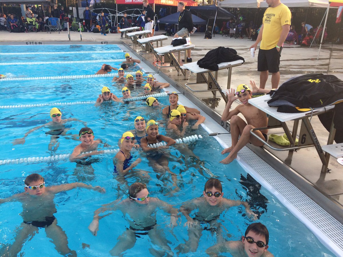 SarasotaSharks's tweet photo. #sysharks warming up at #FLAGS2017 #sharkson3 https://t.co/uHaB0jXggj