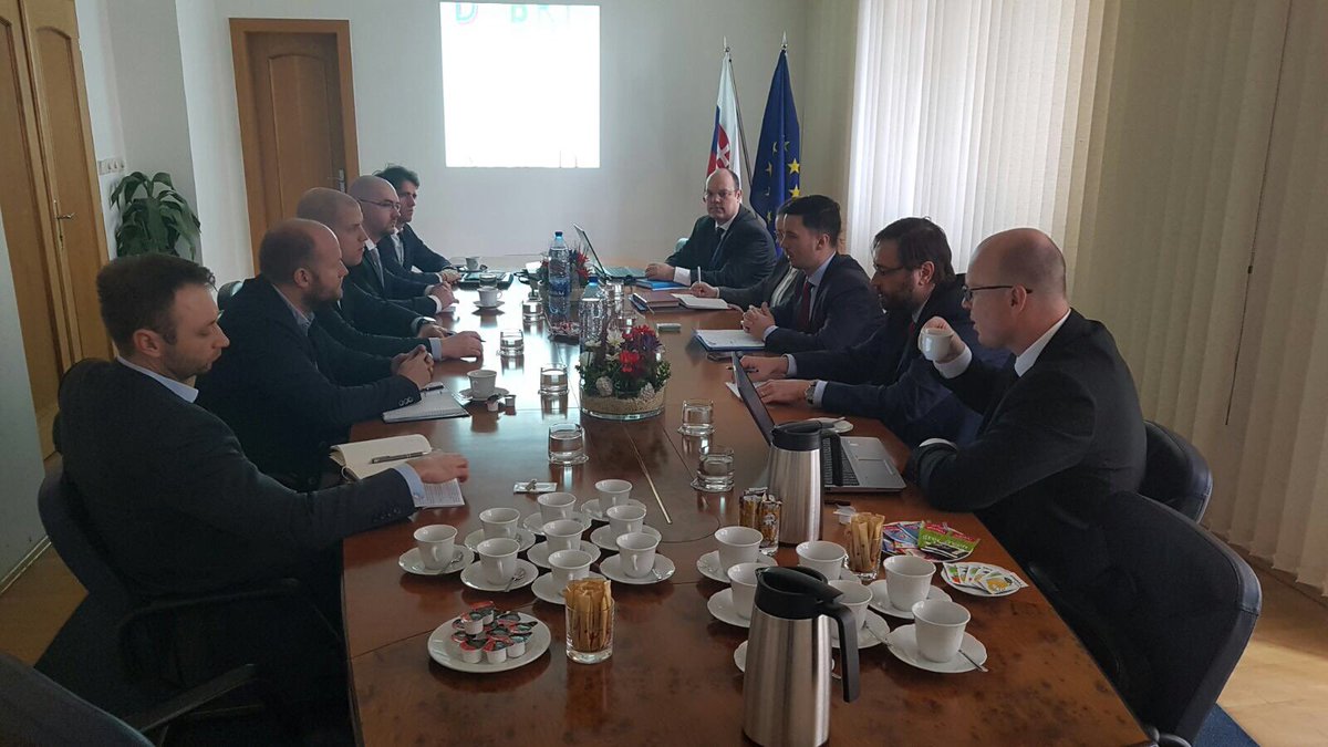 Meeting &amp; exchanging views w/ NGO representatives on preparation of the new Security Strategy of Slovakia to be adopted this year