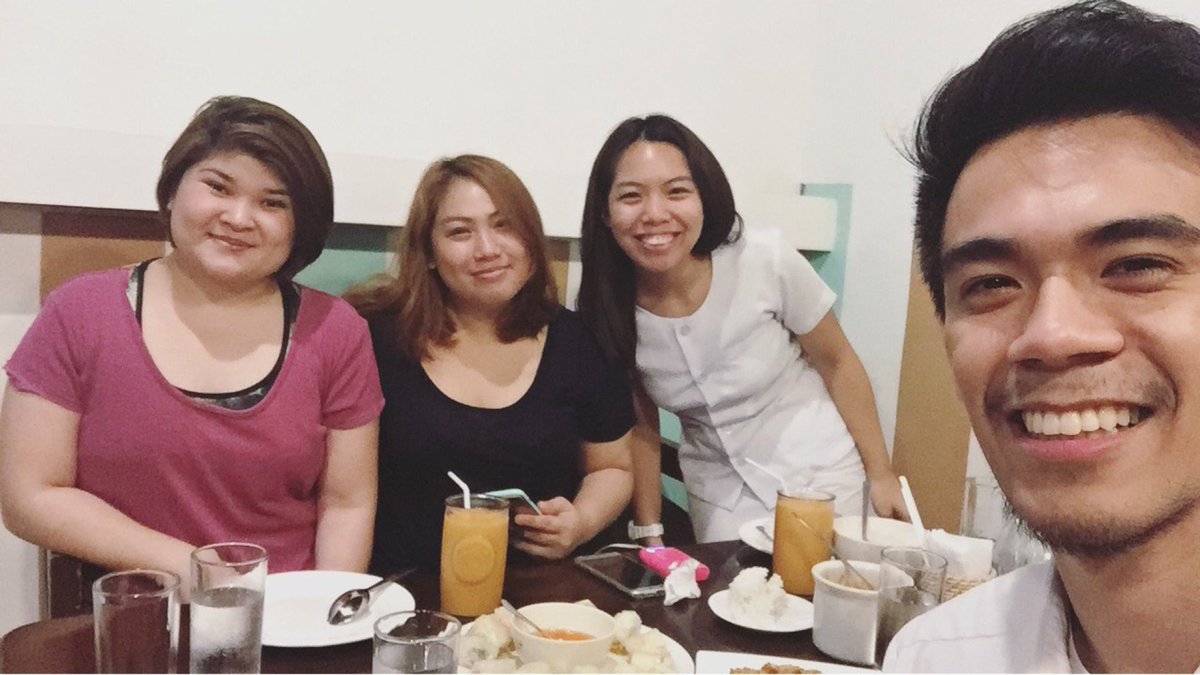 _DEBBIEnhams's tweet photo. ππ· + Ate & her friend #postcheckin (@ Erawan Thai Street Food w/ @gerardsoliman) https://t.co/fdQsX0iYa6 https://t.co/tA5vBokDuS