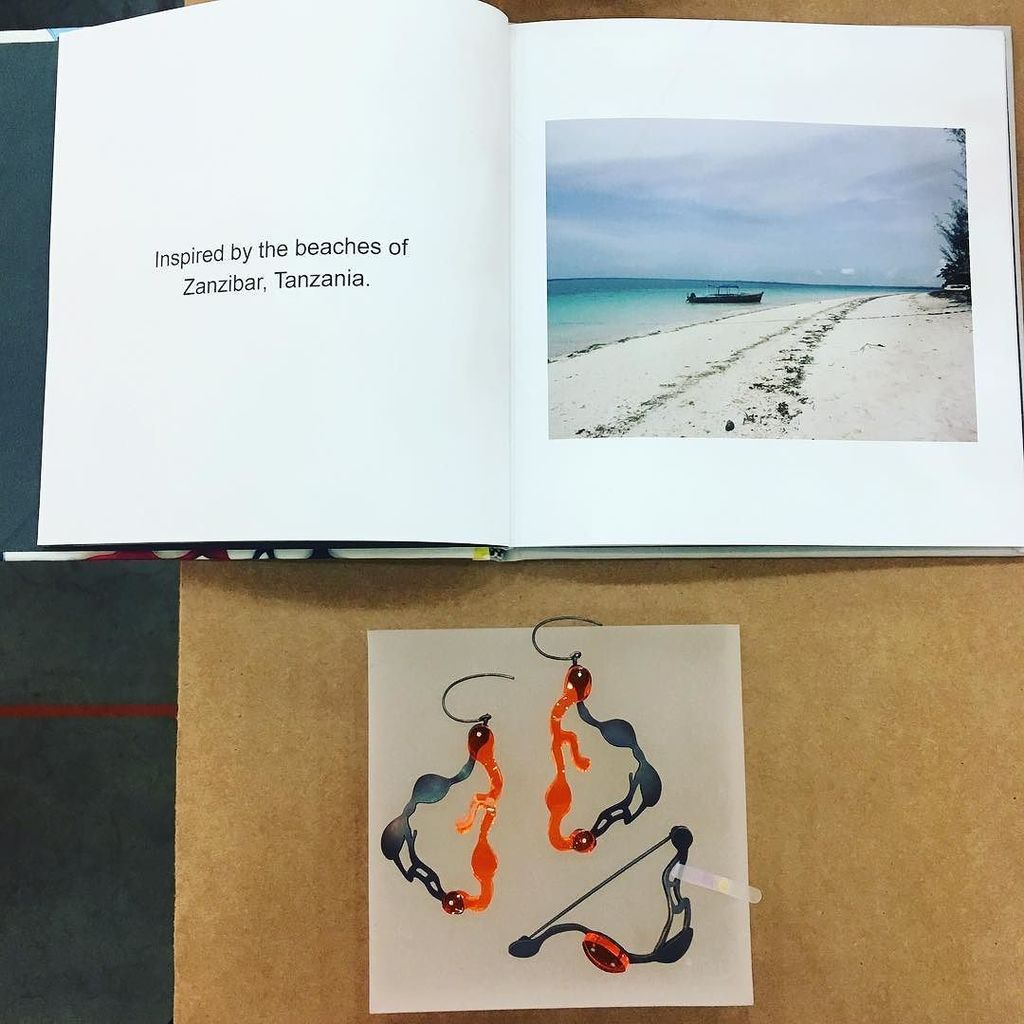 DenisaPiatti's tweet photo. The story of my Seaweed. #denisapiatti #contemporaryjewelry #story https://t.co/OGzuf6qOPJ https://t.co/YTk6bl9tLp