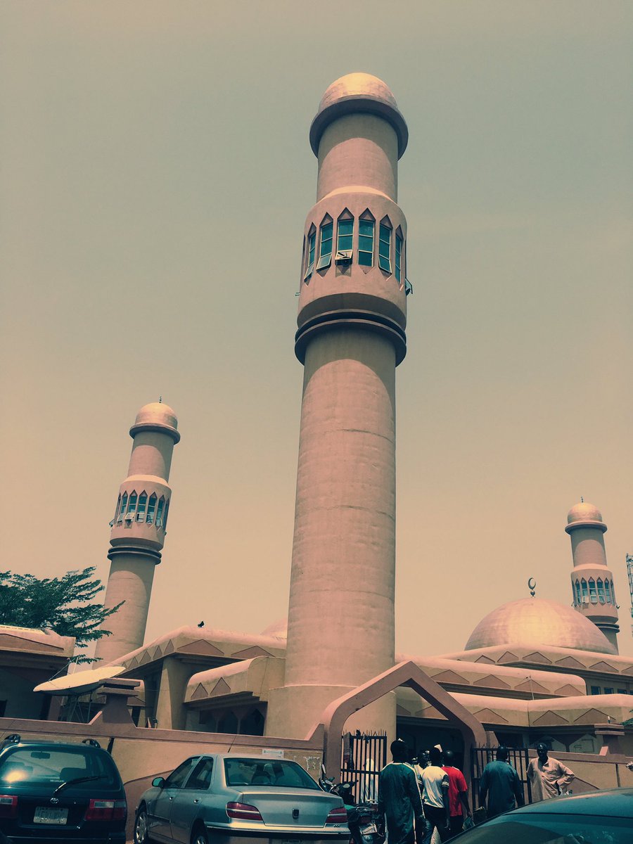 Zallah__'s tweet image. Juma'at Kareem 
Sultan Bello Mosque kaduna.
#Unabashed
#Iphonography