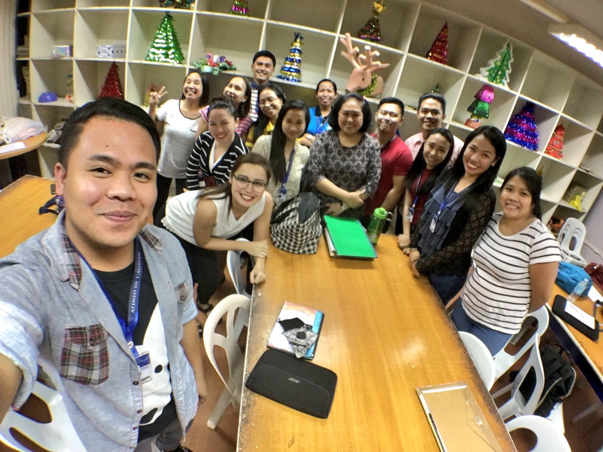 ceejay_eic's tweet photo. We aced all our presentations! Thank You, Lord! ππΌπͺπΌπ―#developmentalreading #finalexam #readingprogram #theMAlife https://t.co/Gq0ouDaMtI