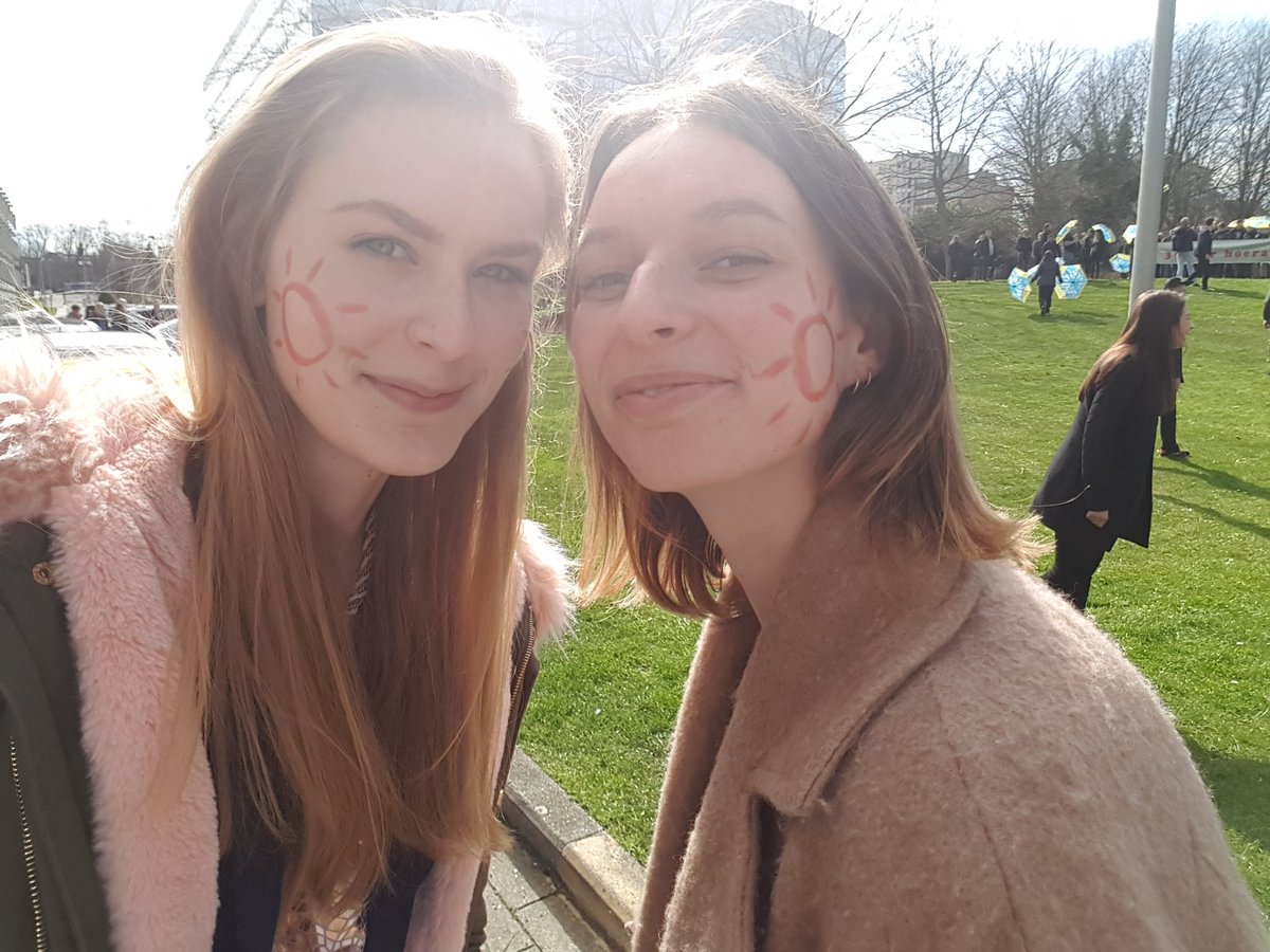 JuttaTMD's tweet photo. #bedanktfrank @frankdeboosere @vrtpers https://t.co/USX9u6jnRT