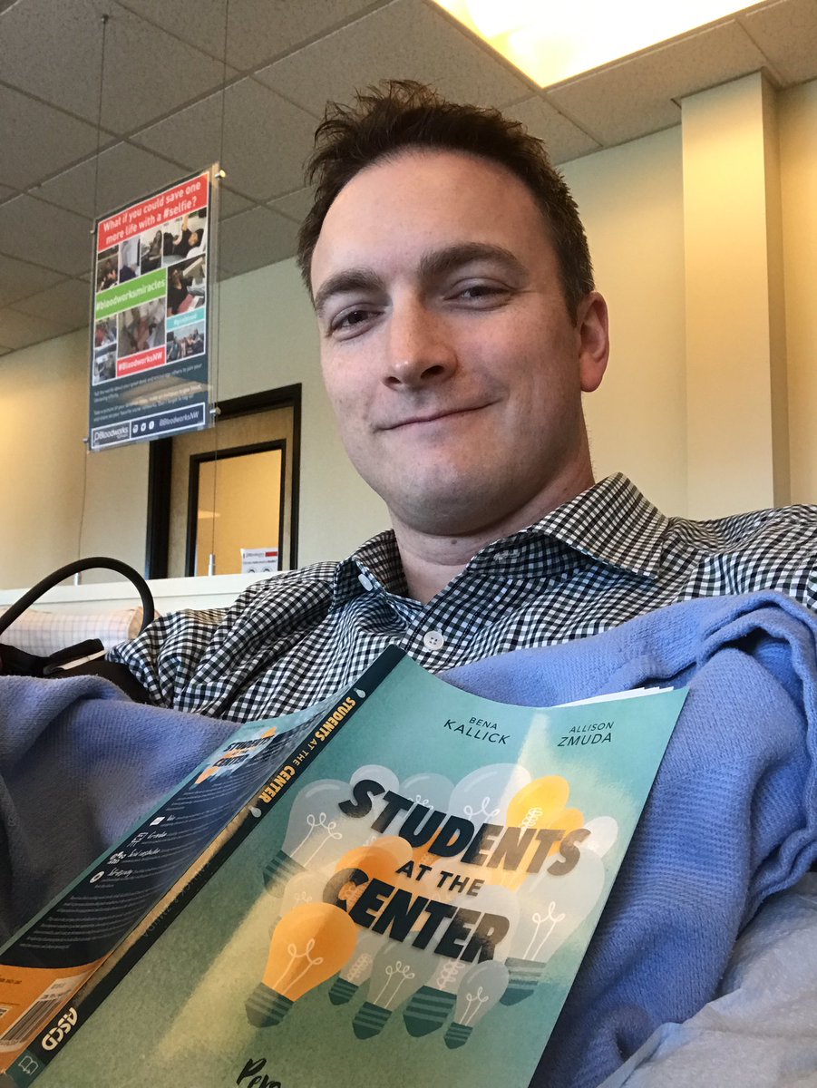 jcantonw's tweet image. Platelet donation with my new read! #flexiblelearningenvironments #BloodworksNW
