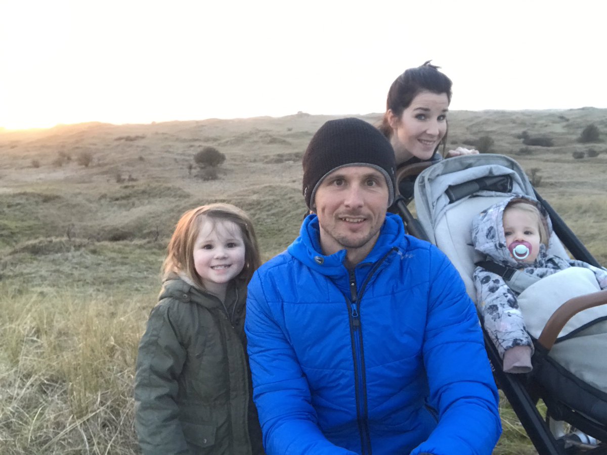 Klaar voor het NK strandrace op Ameland. Wat een mooi eiland! Ik rij zelf de 60 of 90km toertocht op zondag. <a href="/AmelandMTB/">MTB Ameland</a> <a href="/Boomhiemke/">Boomhiemke Ameland</a>