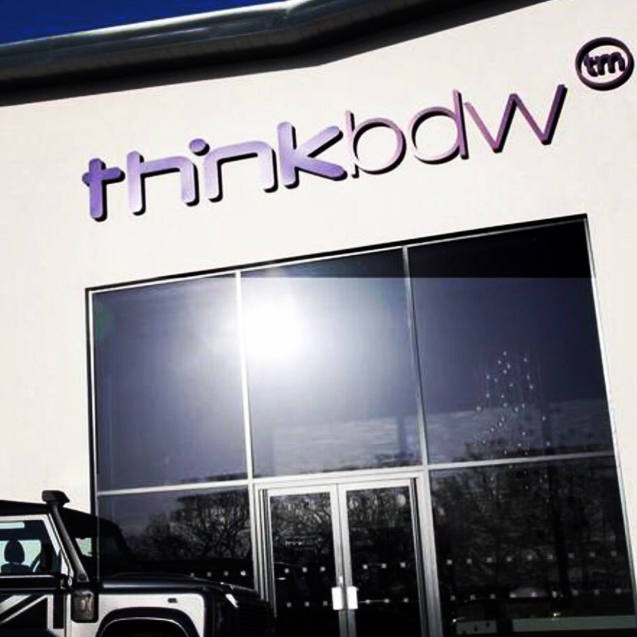 Proplayermag's tweet photo. We would like to welcome our newest partners @ThinkBDW to our #luxury #lifestyle #magazine @proplayermag 🎉⚽️👏🏼
#thinkbdw #partner #magazine https://t.co/2vsPXRCsz2