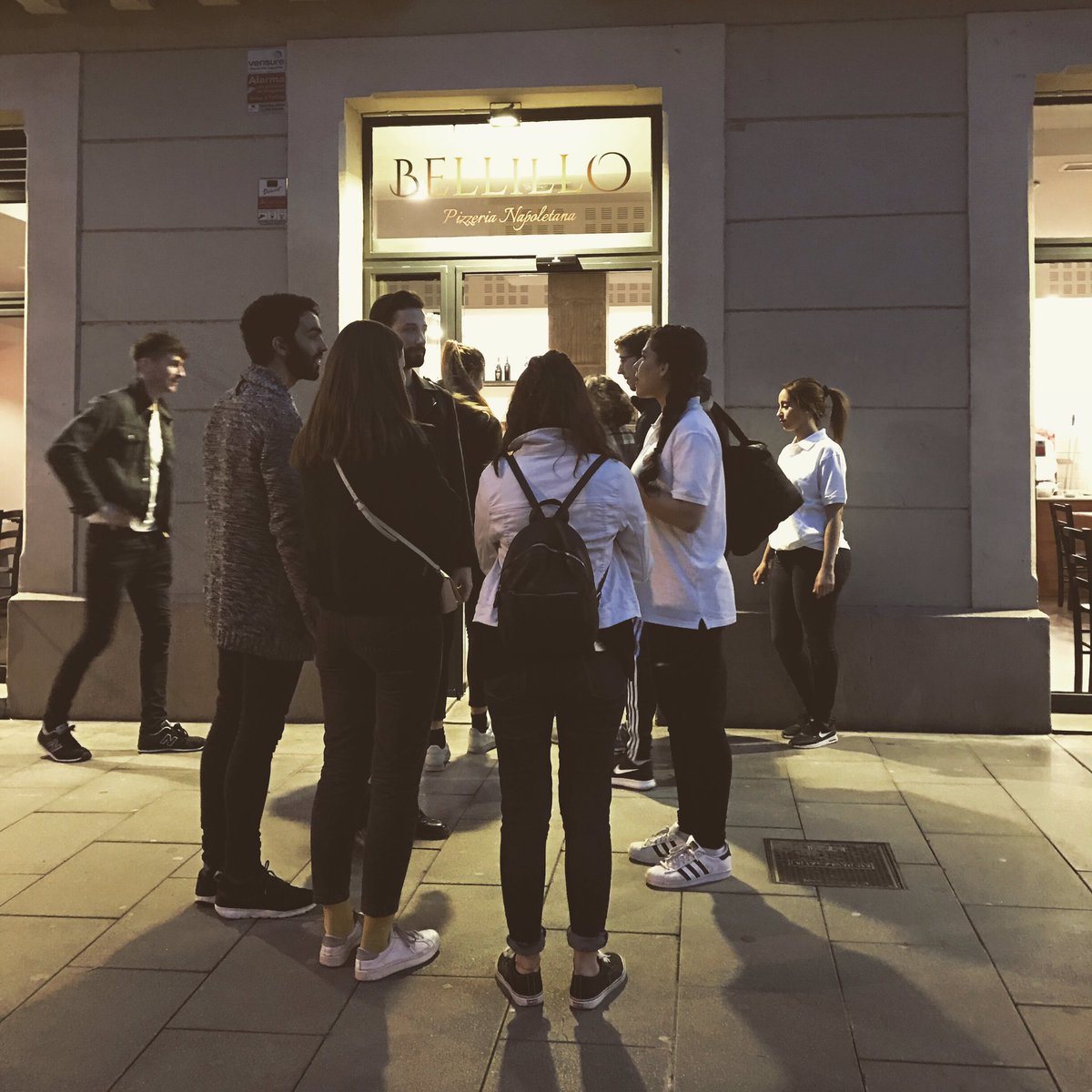 Bellilloes's tweet photo. Listos para nuestro primer fin de semana oficial!
#bellillo #barcelona #foodiebcn #barcelonaeats #barcelonafoods #organic #pizza https://t.co/e5pDOny15Y