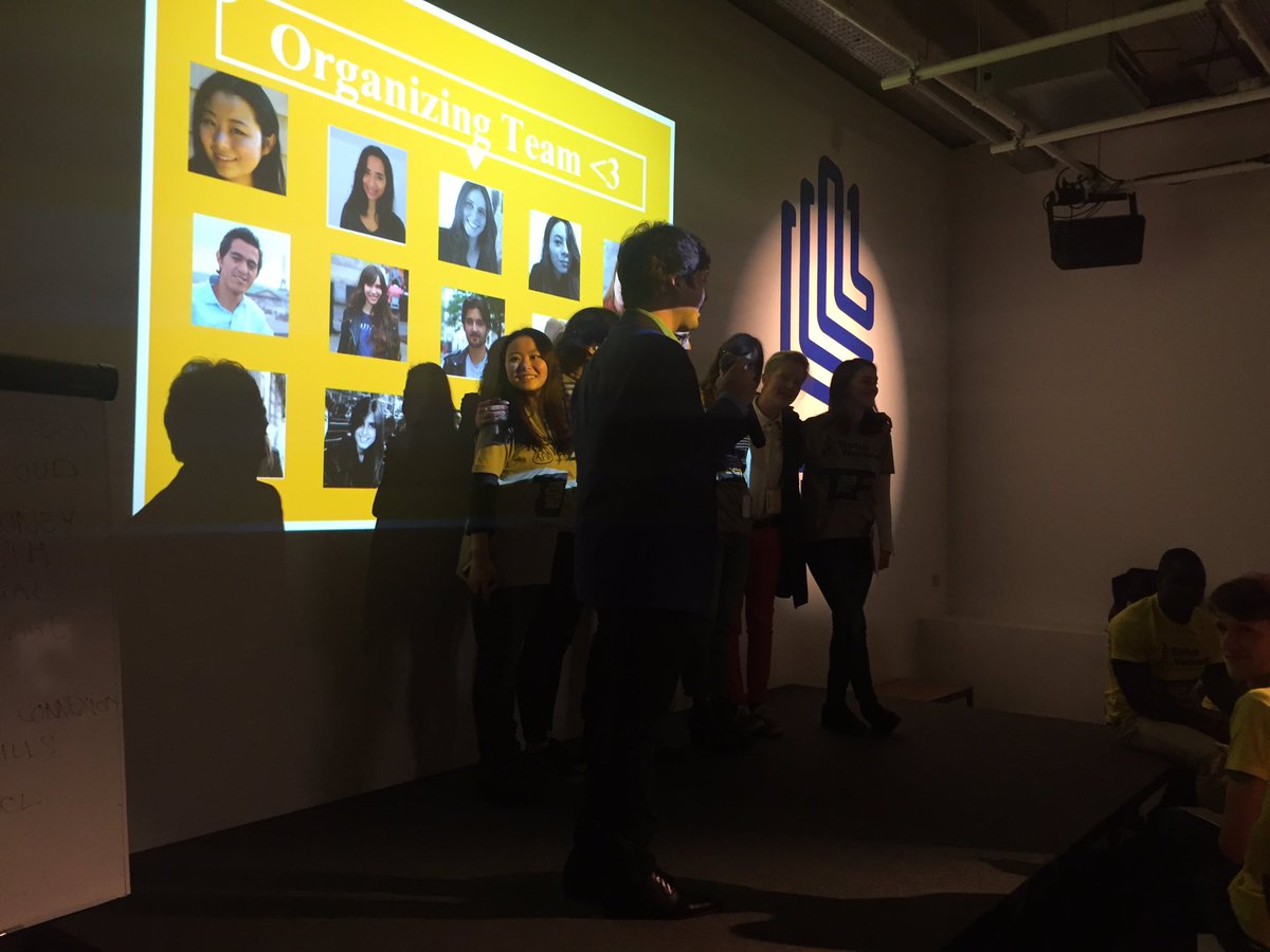 LouisaMesnard's tweet photo. Amazing organizing team @sweparis with @TechfugeesFR ! https://t.co/xjurhfwA2B
