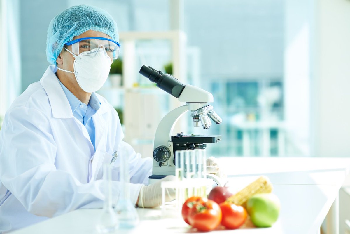 Gedeputeerde Beurskens vindt het een opsteker dat een groente-researchlab wortel schiet op het oude Floriadeterrein bit.ly/2ne92dw