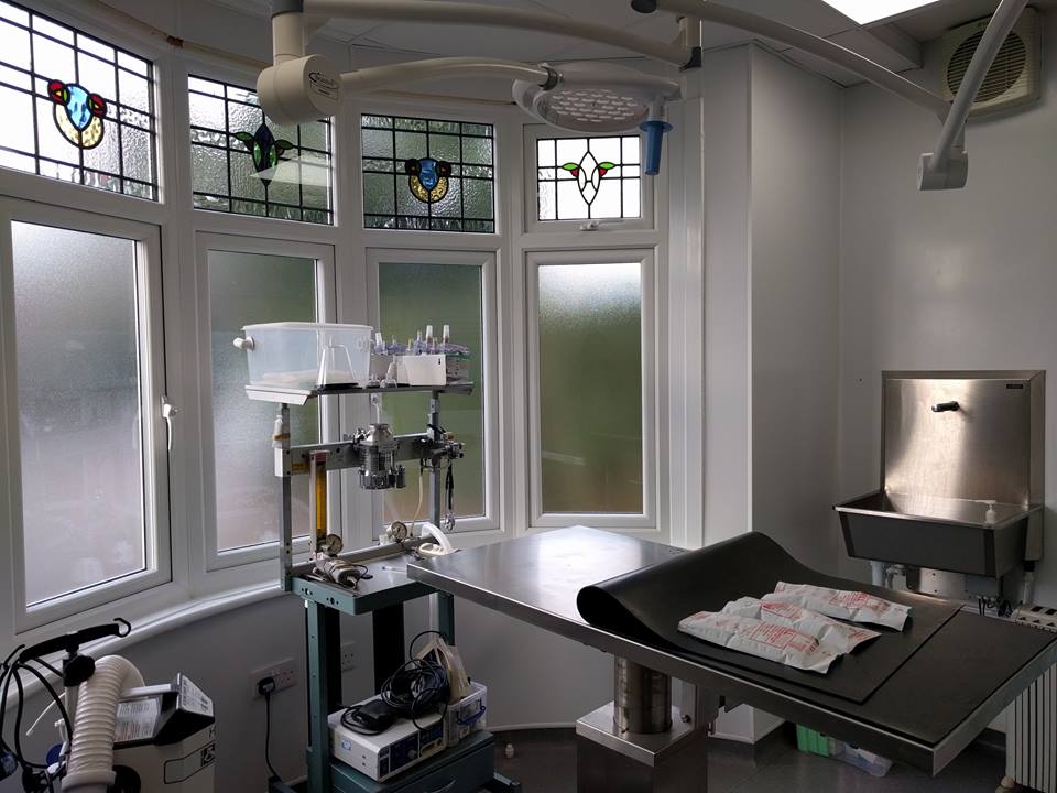 pvccladdinguk's tweet image. Before and after latest install at Clent Hill Vets Hagley. hygienicsheets.com @Rotherhamiss @Sheffieldis @BarnsleyIs @TCIndex