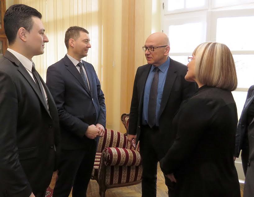 Kultura je u Šapcu domaćin, a ne gost, rekao je ministar kulture i informisanja Vladan Vukosavljević.