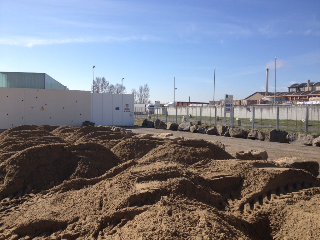 KOME_events's tweet image. #montage #event #démontage #JattendsLeWeekEndPour partir à #Quiberon #bzh