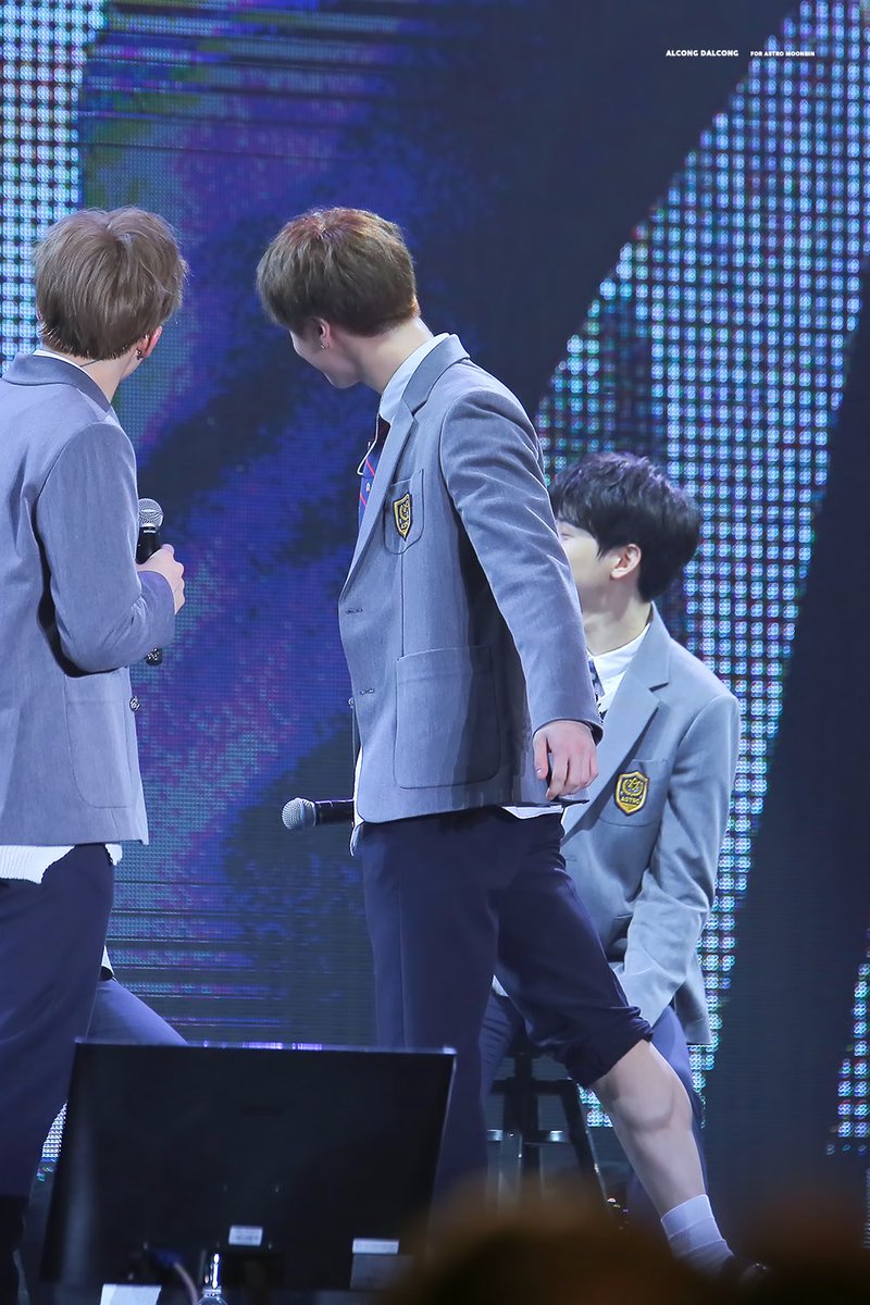 170228 💓💓
#아스트로 #문빈 #빈이 <a href="/offclASTRO/">ASTRO 아스트로</a>