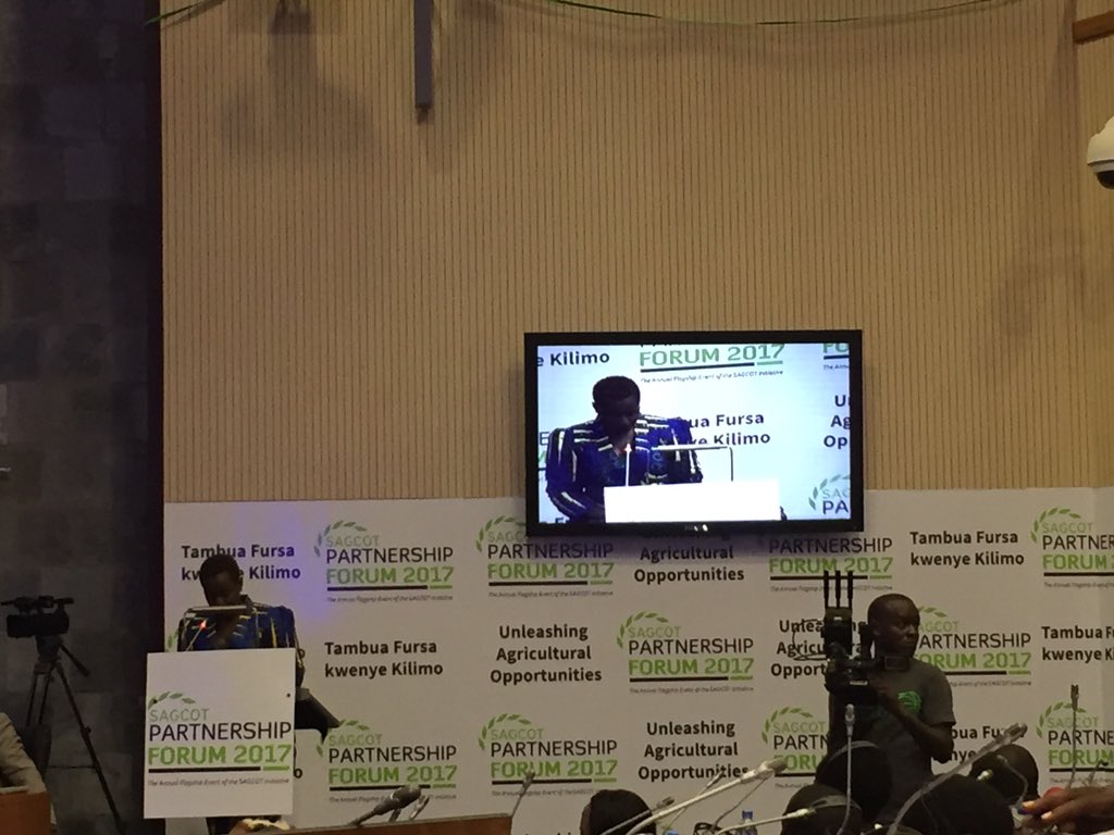mungaits's tweet photo. @neemalugangira Head of Policy @sagcot giving a background of #SIRADA awards at the #SAGCOTForum2017 @SAGCOT @sagcotforum2017 https://t.co/kuoDuk8GPH