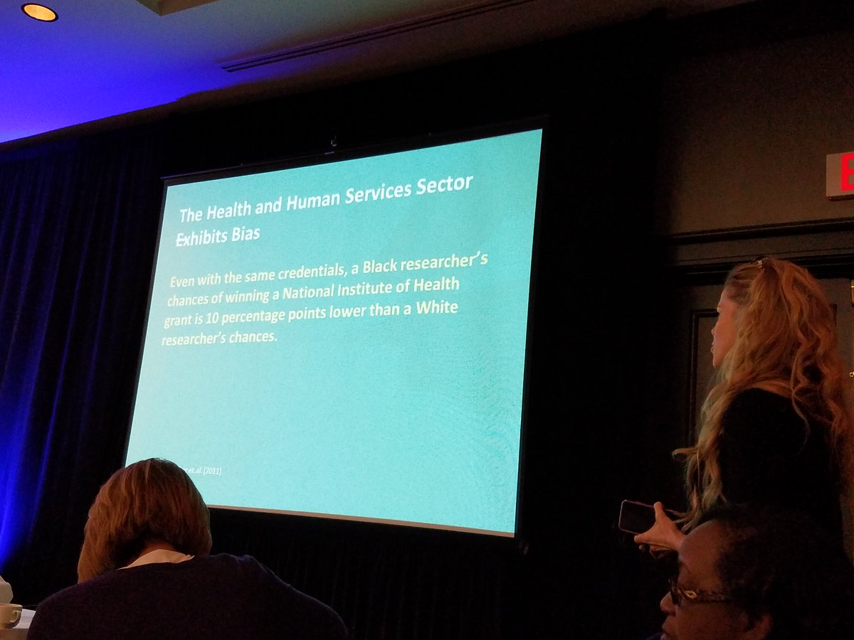 MCruz_IMMS's tweet photo. Kate Gerson, great presentation @ The Instructional Materials Adoption Summit #MaterialsMatter @unboundedu @secondary612CI @PilotFIN https://t.co/qcnt7w6ASR