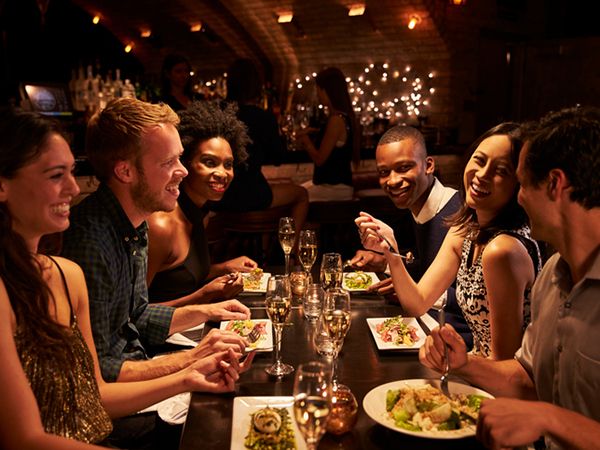 RedClayWellness's tweet photo. @TeamRedClay #Wellnesschallenge Learn how to eat healthy while eating out! https://t.co/ufmR1TIljM https://t.co/30CSthQtaH