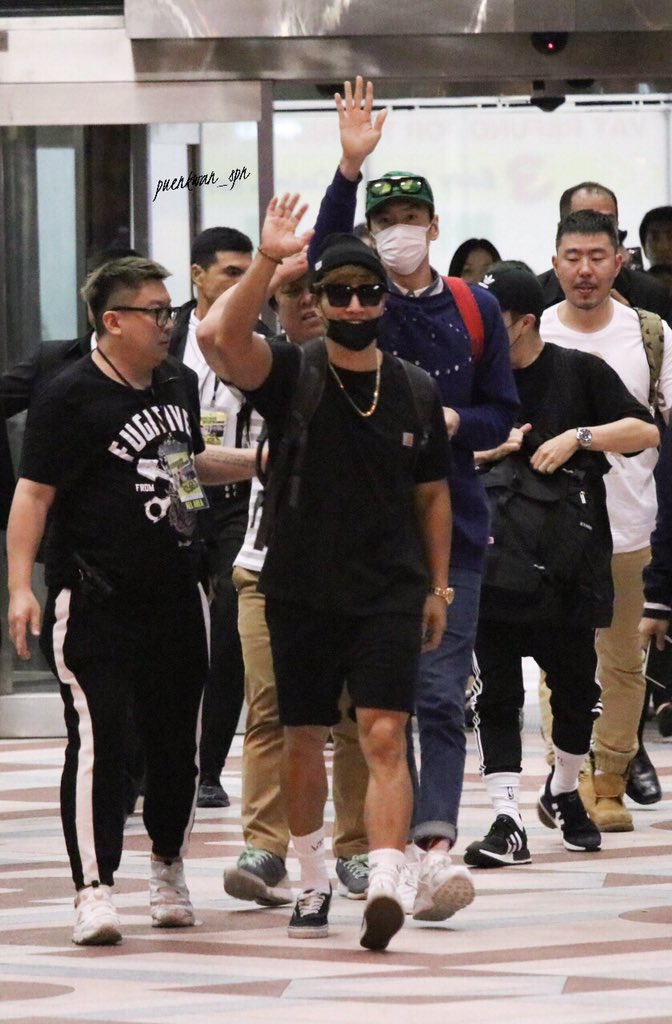 kwan_pnn's tweet photo. ❤️Runningman ❤️ #RunningManLiveinBangkok #WelcomeRMtoThailand https://t.co/RjCiGbYqjm