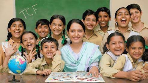 MusadaqZ's tweet photo. The difference I have noticed is that team of @TCFPak join it not just to earn a living but for the passion to educate Pakistani kids https://t.co/B1yDGp4rB0