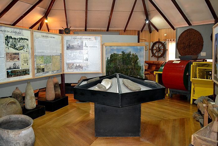 radiochiloe's tweet photo. Un alza en las visitas respecto a la temporada anterior registró el Museo de Castro. https://t.co/ESqMlvx4ph https://t.co/CUwefXKqH3