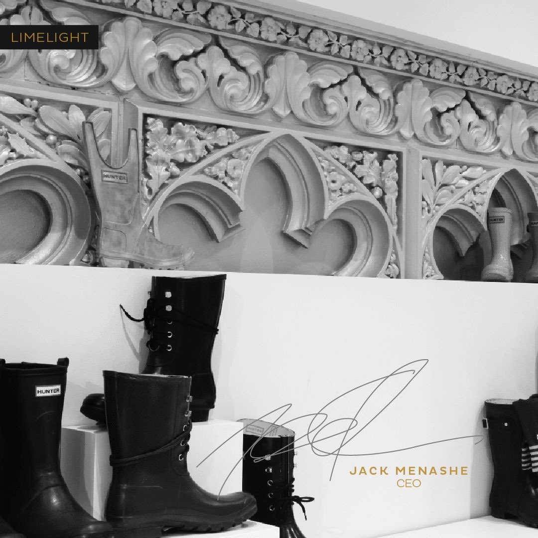 menashedesign's tweet photo. Inside #Limelight you will find one of the finest #footwear in the city, #HunterBoots. #MenasheDesign #NYC #InteriorDesign #HomeCaring https://t.co/WBAgedNAZD