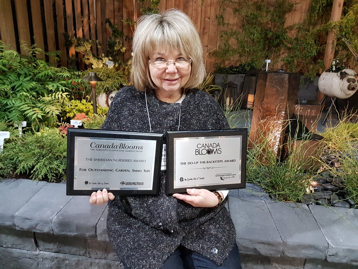 Thrilled to receive two awards for my #CanadaBlooms small space garden today.