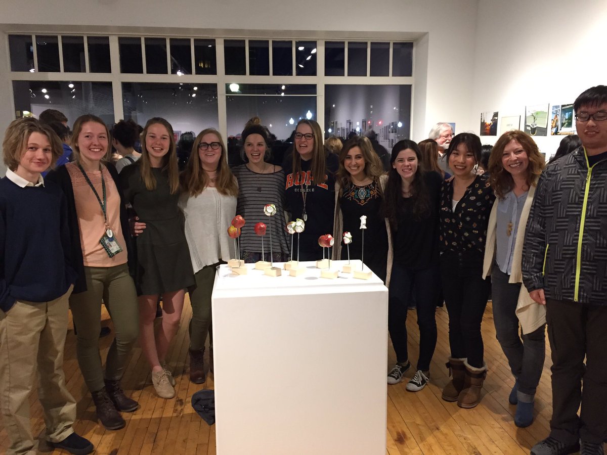MeridithRidl's tweet image. DEBUT opening at the HAAC! lots of great people, lots of great art! (show up through 04/29) #hchsart #hcmaroons