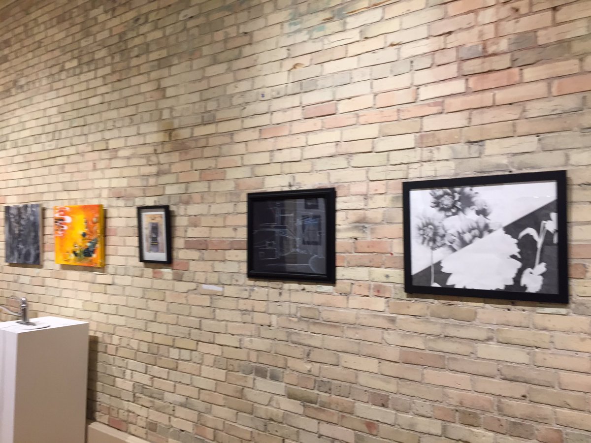 MeridithRidl's tweet image. ...can't resist more art pics #hchsart #hcmaroons