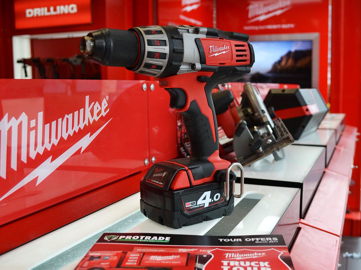 protradeuk's tweet photo. Just half an hour left of the #Milwaukee Truck Tour. Don't miss out!
#BigRed #BuyMoreGetMore https://t.co/4SGvInDdIm