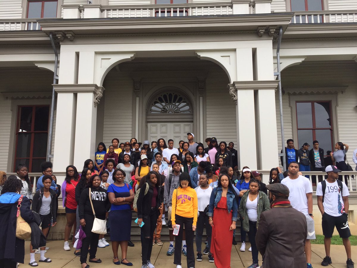 Beta Lambda (BLEIcollegetour) Twitter