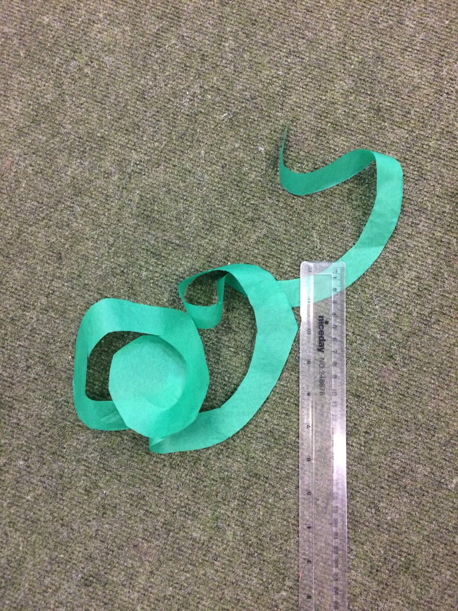 Investigating static electricity - we made the snake snap at the ruler. #science