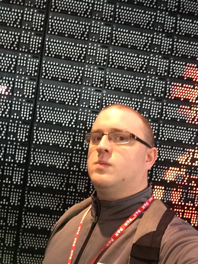 erndawg1850's tweet photo. #LogitechPAX bruh https://t.co/PJCYZX0Xdj