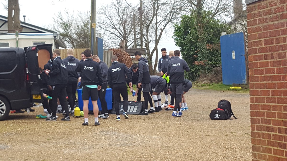 AfcUckfieldTown's tweet photo. We were delighted to host @dcfcofficial at The Oaks this morning prior to their match v Brighton #dcfc https://t.co/0zITVVQhcj